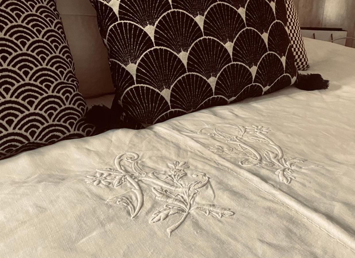 Bed and Breakfast La Poterie Carresse Esterno foto
