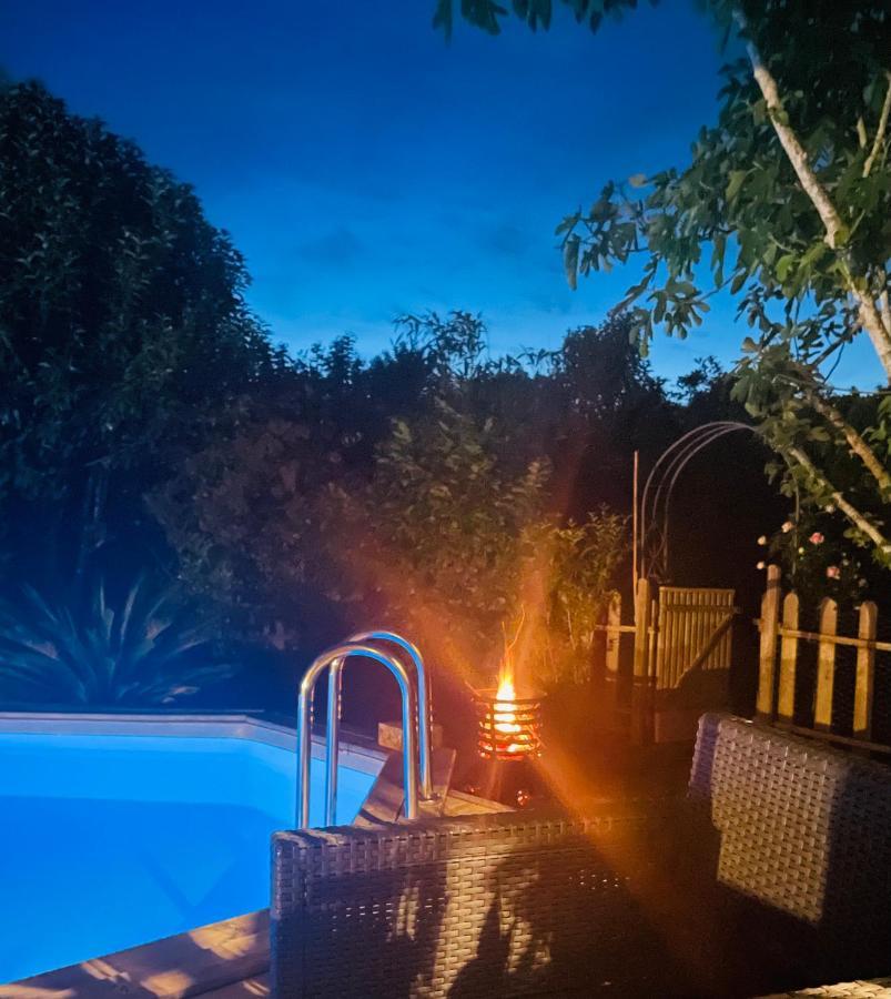 Bed and Breakfast La Poterie Carresse Esterno foto