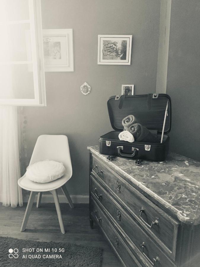 Bed and Breakfast La Poterie Carresse Esterno foto