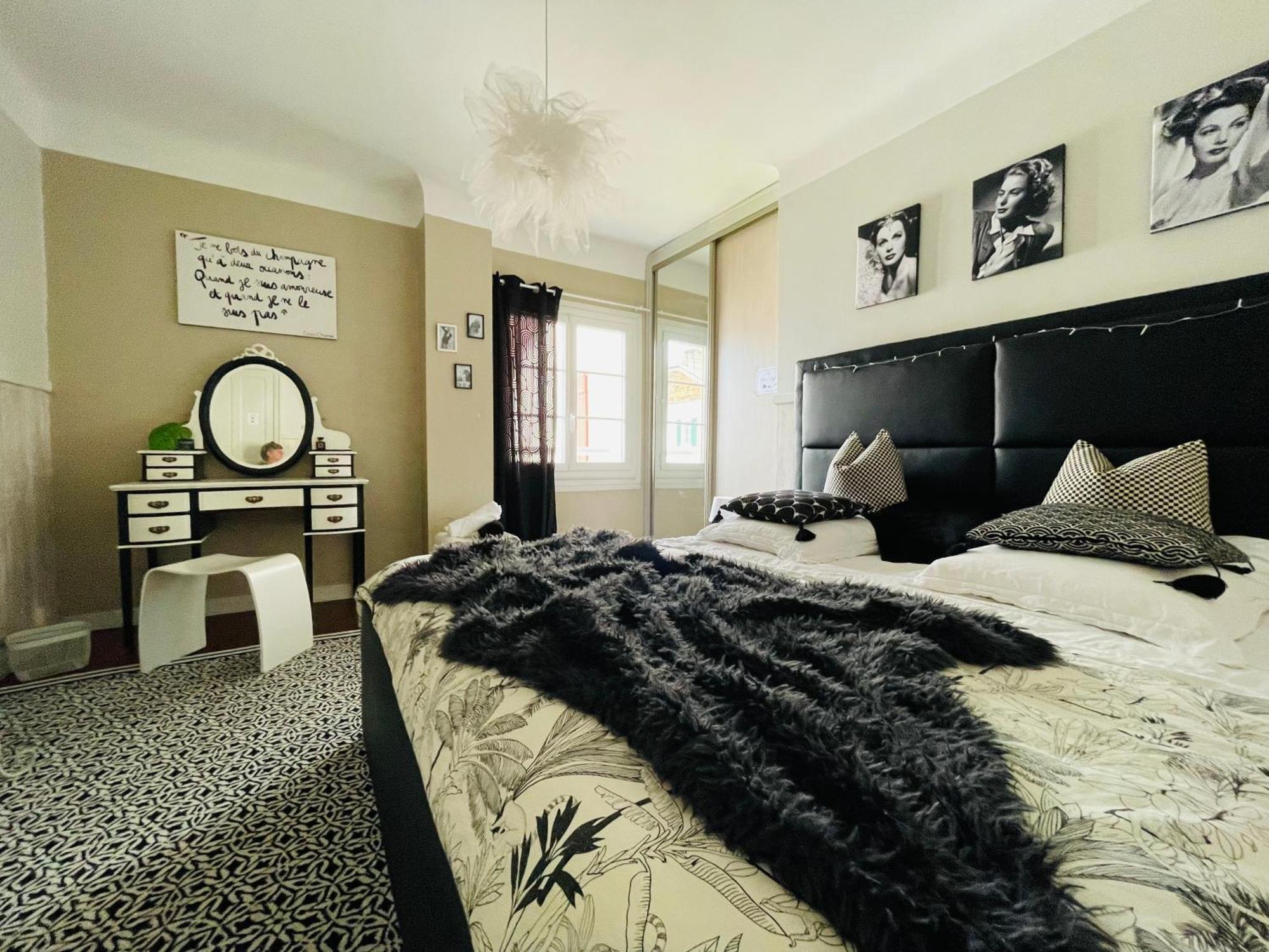 Bed and Breakfast La Poterie Carresse Esterno foto